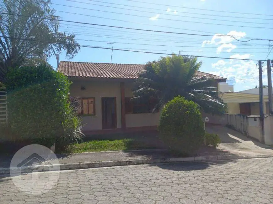 Foto 1 de Casa de Condomínio com 2 Quartos para venda ou aluguel, 150m² em Jardim Maria Cândida, Caçapava