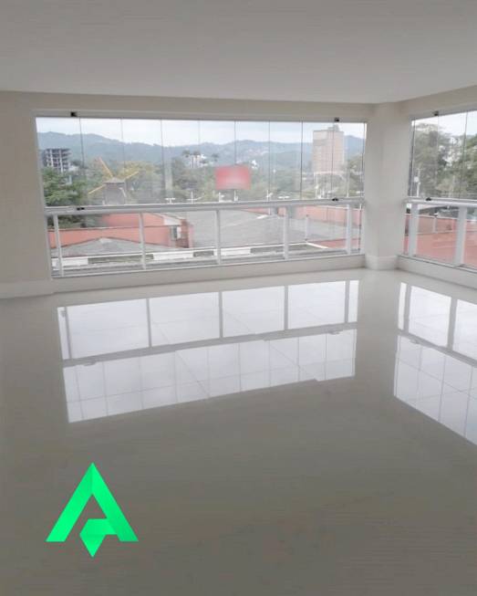 Foto 1 de Apartamento com 3 Quartos à venda, 153m² em Ponta Aguda, Blumenau