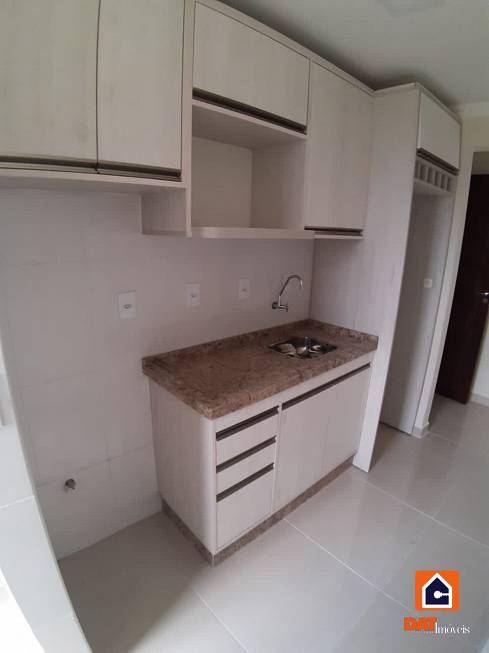 Foto 4 de Apartamento com 3 Quartos para alugar, 63m² em Uvaranas, Ponta Grossa