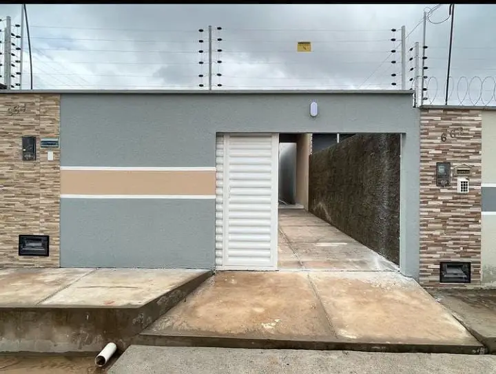 Foto 1 de Casa com 2 Quartos à venda, 70m² em Tabuleiro do Martins, Maceió