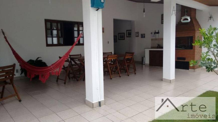Foto 1 de Casa com 3 Quartos para alugar, 300m² em Nova Caieiras, Caieiras