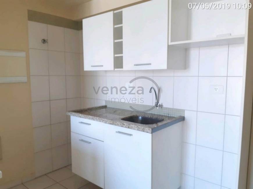 Foto 4 de Apartamento com 1 Quarto para alugar, 30m² em Centro, Londrina