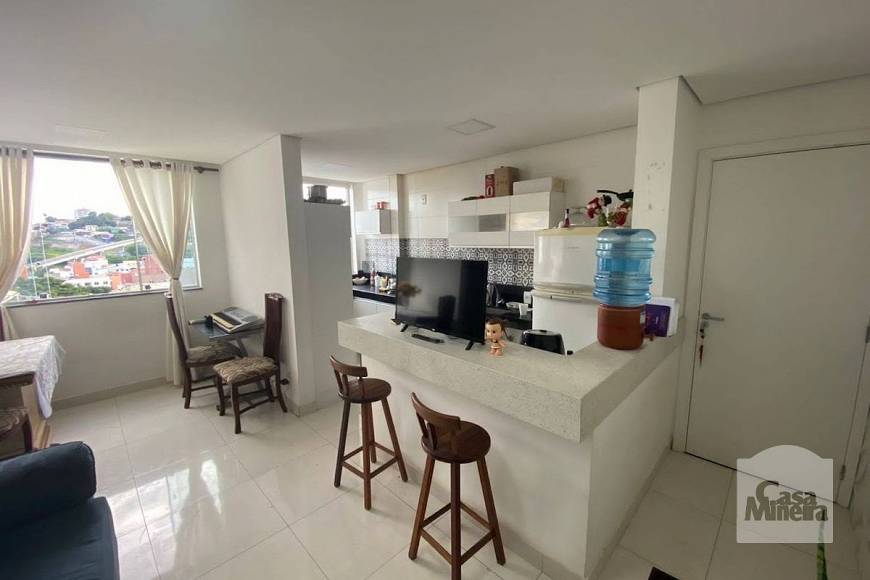 Foto 2 de Apartamento com 2 Quartos à venda, 100m² em Fernão Dias, Belo Horizonte
