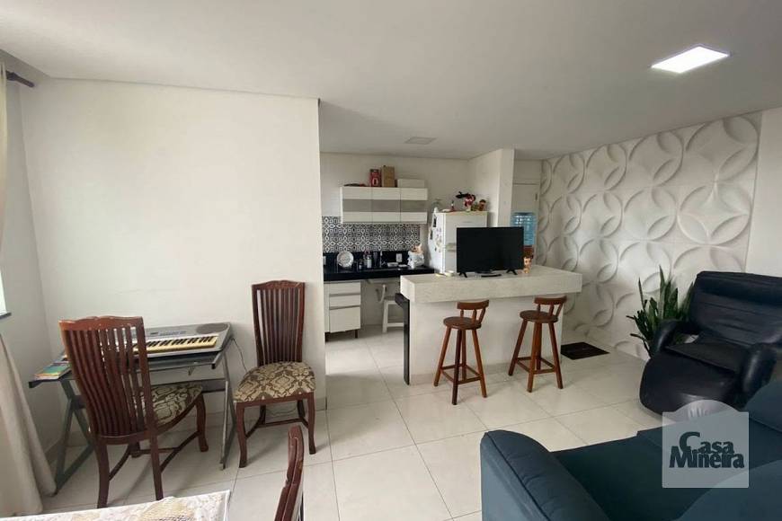 Foto 3 de Apartamento com 2 Quartos à venda, 100m² em Fernão Dias, Belo Horizonte