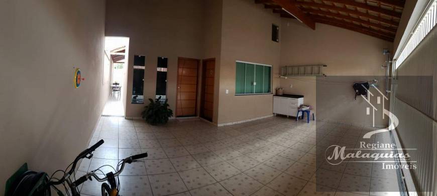 Foto 2 de Casa com 3 Quartos à venda, 175m² em Guaraú, Salto
