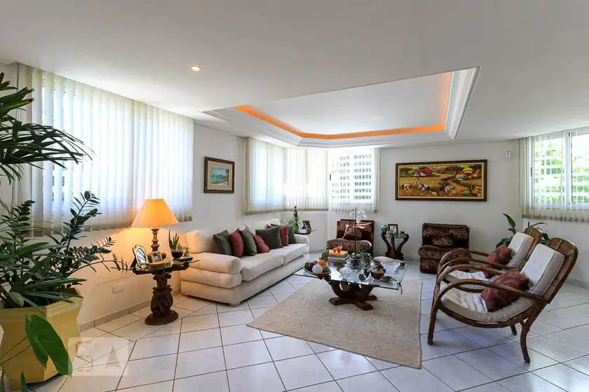 Foto 1 de Casa com 4 Quartos para alugar, 368m² em Vista Alegre, Curitiba