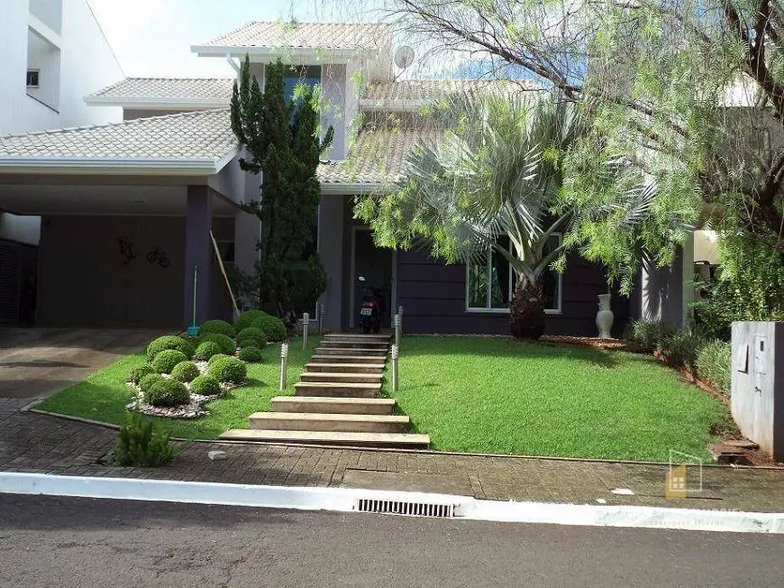 Foto 1 de Casa de Condomínio com 4 Quartos à venda, 374m² em Maracana, Foz do Iguaçu