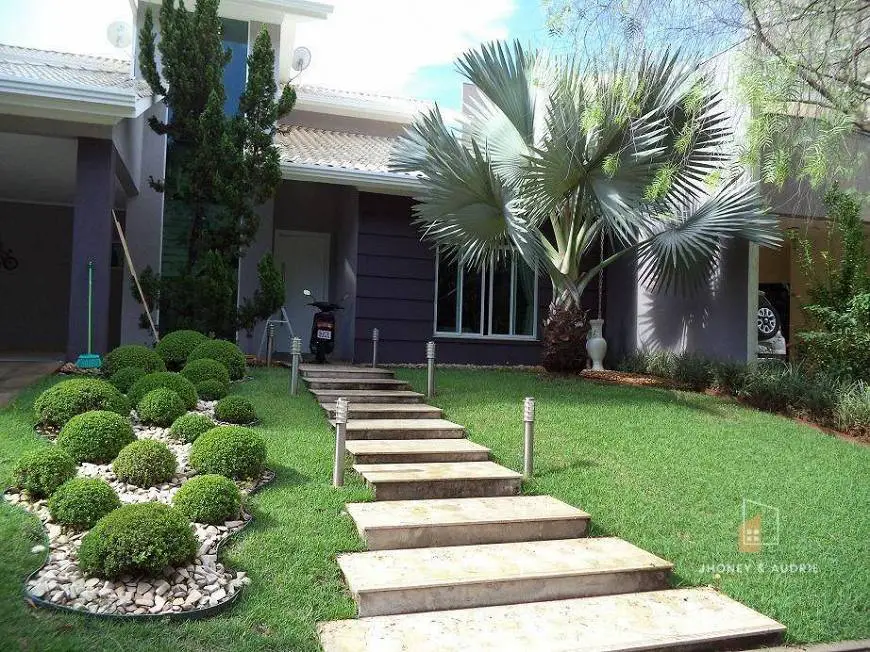 Foto 2 de Casa de Condomínio com 4 Quartos à venda, 374m² em Maracana, Foz do Iguaçu