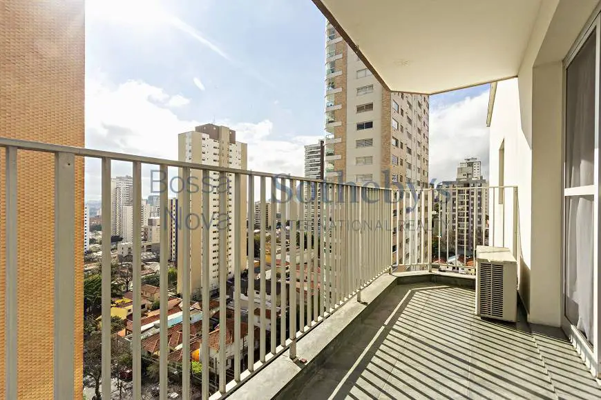 Foto 2 de Cobertura com 3 Quartos à venda, 329m² em Vila Anglo Brasileira, São Paulo
