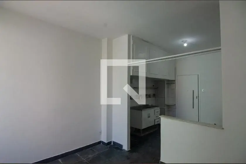 Foto 1 de Apartamento com 1 Quarto para alugar, 27m² em Botafogo, Rio de Janeiro