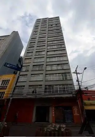 Foto 1 de Apartamento com 1 Quarto à venda, 37m² em Centro, Curitiba