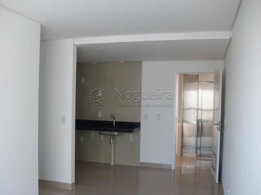 Foto 4 de Apartamento com 1 Quarto à venda, 33m² em Parnamirim, Recife