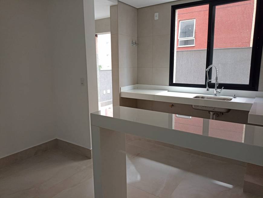 Foto 4 de Apartamento com 2 Quartos à venda, 179m² em Santo Antônio, Belo Horizonte