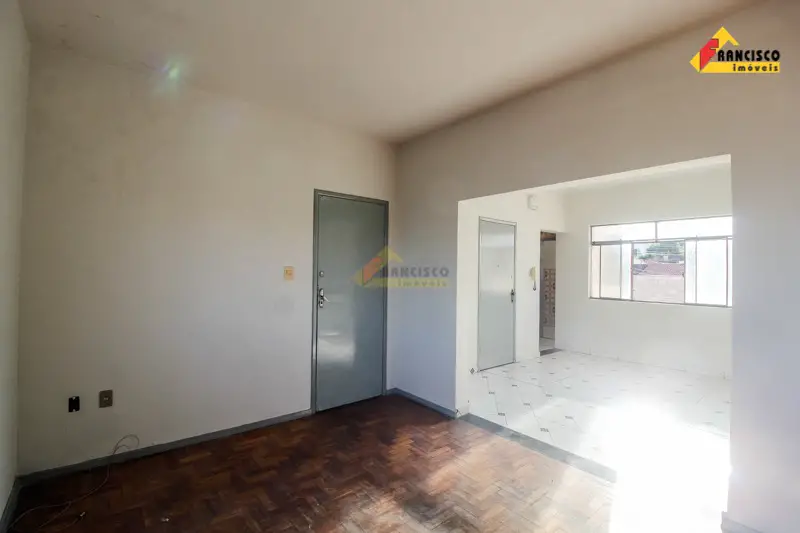 Foto 1 de Apartamento com 3 Quartos para alugar, 89m² em Catalão, Divinópolis