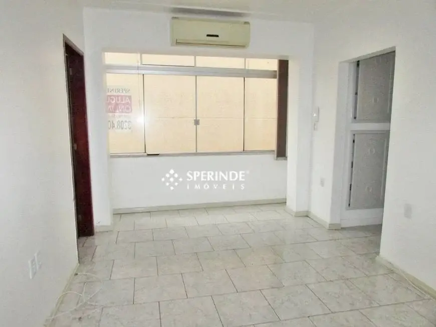 Foto 1 de Apartamento com 3 Quartos para alugar, 59m² em Centro, Porto Alegre