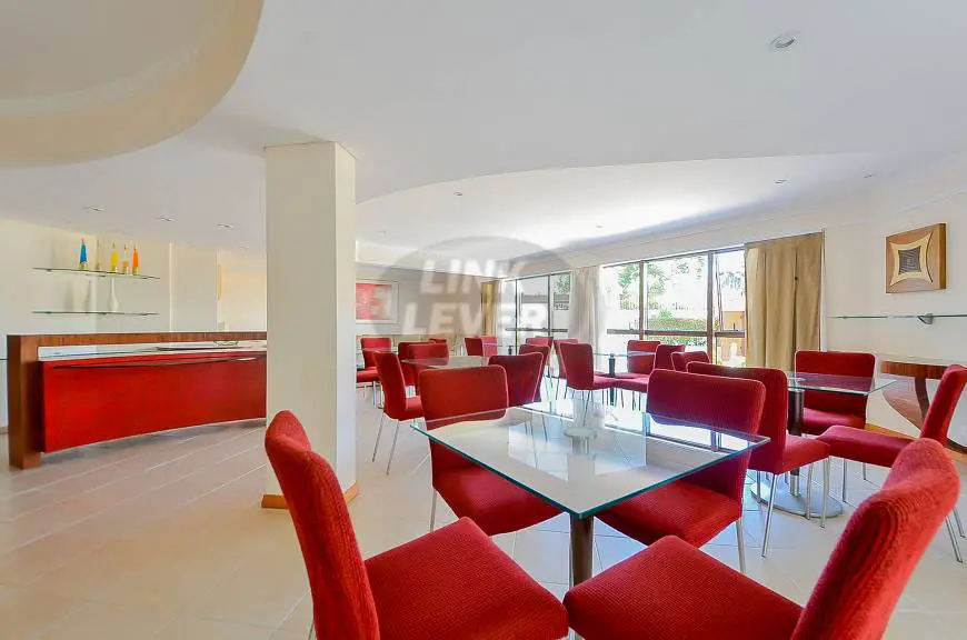 Foto 4 de Apartamento com 3 Quartos para alugar, 132m² em Hugo Lange, Curitiba