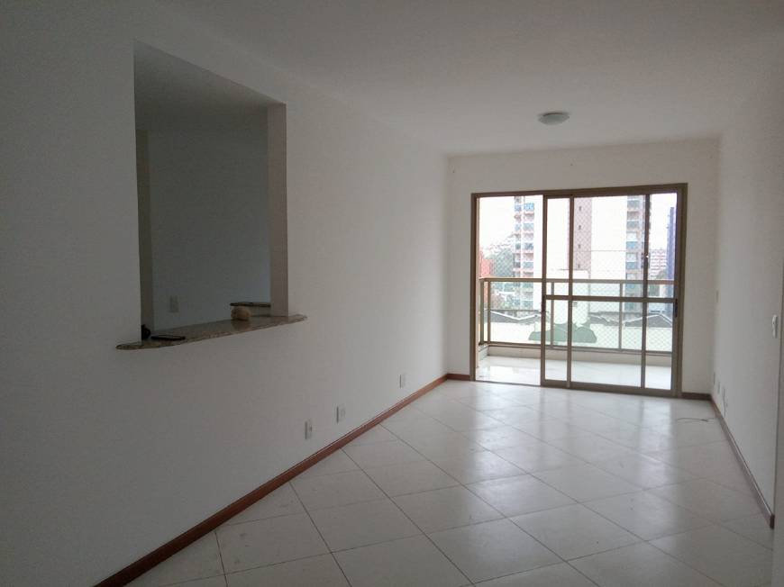 Foto 3 de Apartamento com 3 Quartos à venda, 90m² em Praia do Canto, Vitória