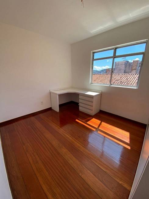 Foto 5 de Apartamento com 3 Quartos à venda, 140m² em Santa Catarina, Juiz de Fora