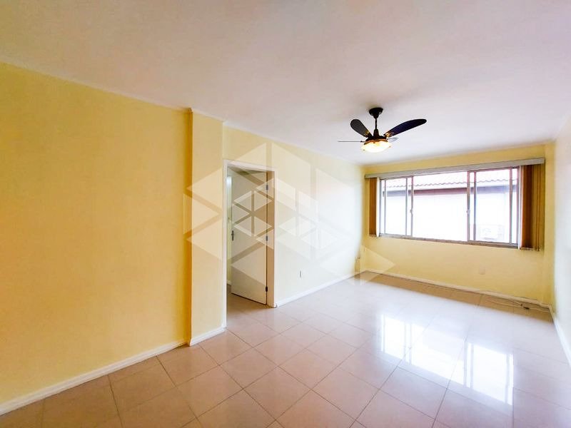 Foto 3 de Apartamento com 3 Quartos à venda, 82m² em Santo Antônio, Porto Alegre
