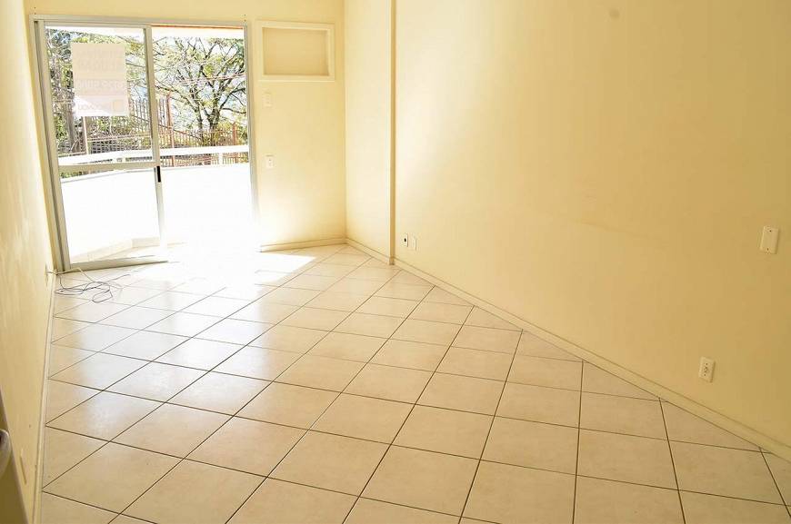 Foto 3 de Apartamento com 3 Quartos para alugar, 84m² em Trindade, Florianópolis