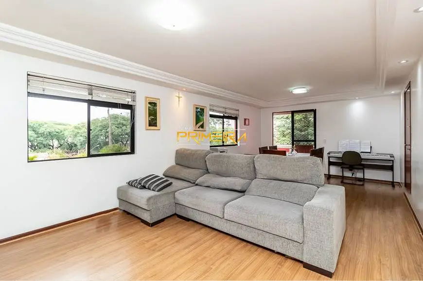 Foto 2 de Apartamento com 4 Quartos à venda, 112m² em Água Verde, Curitiba