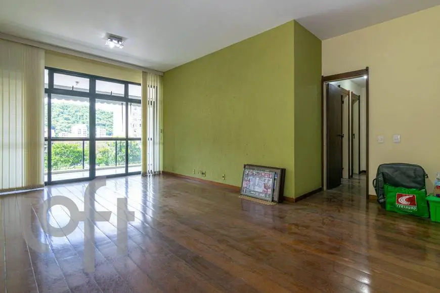 Foto 1 de Apartamento com 4 Quartos à venda, 157m² em Grajaú, Rio de Janeiro