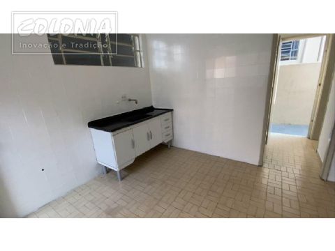 Foto 4 de Casa com 1 Quarto para alugar, 80m² em Vila Curuçá, Santo André