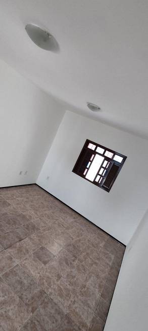 Foto 3 de Casa com 2 Quartos para alugar, 95m² em Messejana, Fortaleza
