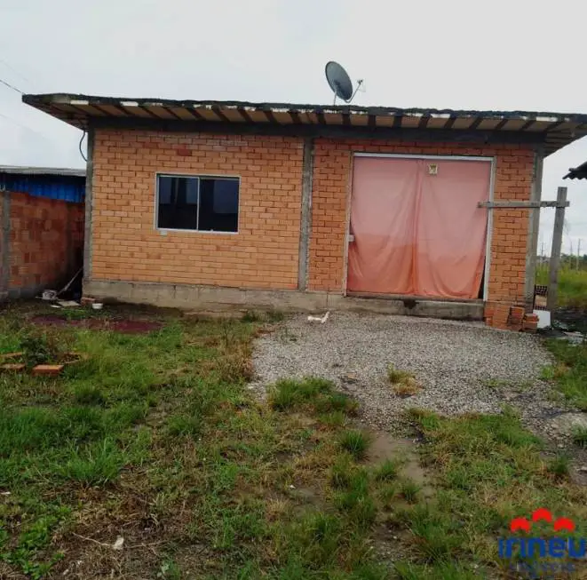 Foto 1 de Casa com 2 Quartos para alugar, 240m² em Porto Grande, Araquari