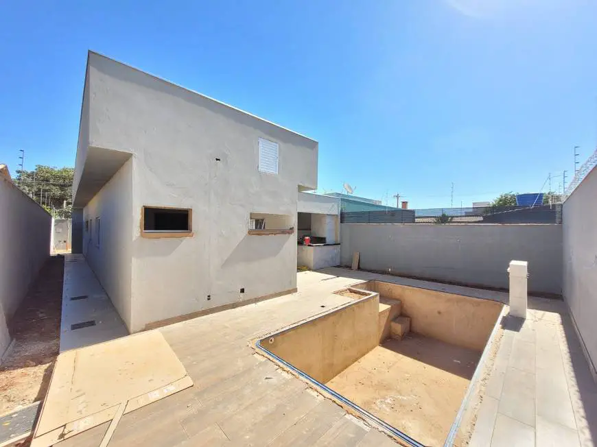 Foto 4 de Casa com 3 Quartos à venda, 129m² em Jardim das Nações, Campo Grande
