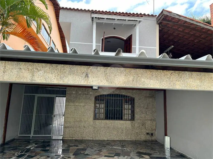 Foto 1 de Casa com 3 Quartos para alugar, 240m² em Vila Rosalia, Guarulhos