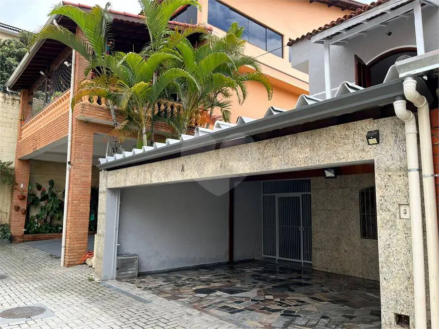 Foto 2 de Casa com 3 Quartos para alugar, 240m² em Vila Rosalia, Guarulhos