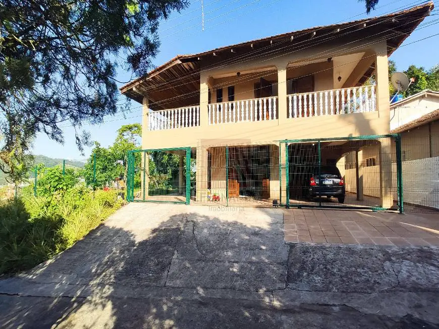 Foto 1 de Casa com 4 Quartos à venda, 372m² em Bela Vista, Gaspar