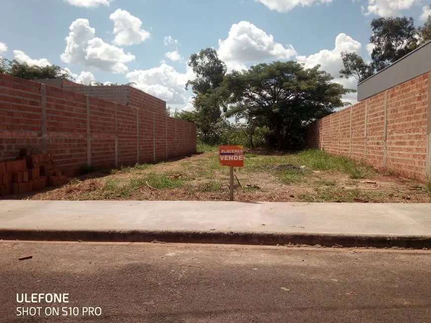 Foto 1 de Lote/Terreno à venda, 270m² em Vila Santa Marta, Araraquara