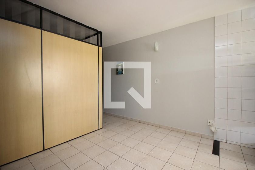 Foto 4 de Apartamento com 1 Quarto para alugar, 35m² em Lago Norte, Brasília