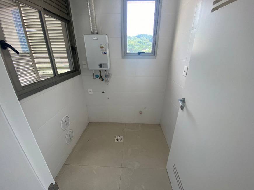 Foto 1 de Apartamento com 3 Quartos à venda, 130m² em Agronômica, Florianópolis