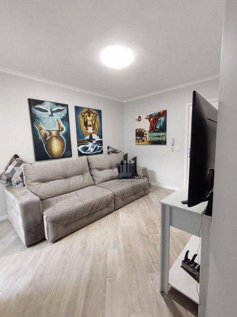 Foto 1 de Apartamento com 3 Quartos à venda, 60m² em Capão Raso, Curitiba