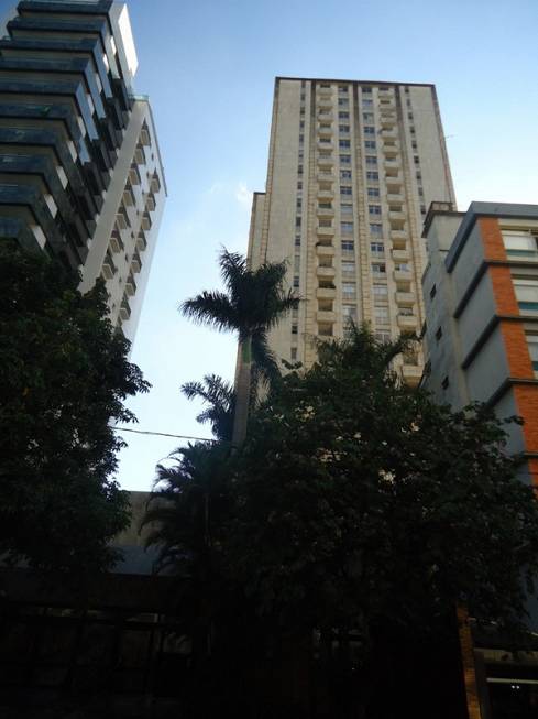 Foto 1 de Apartamento com 3 Quartos para alugar, 130m² em Savassi, Belo Horizonte