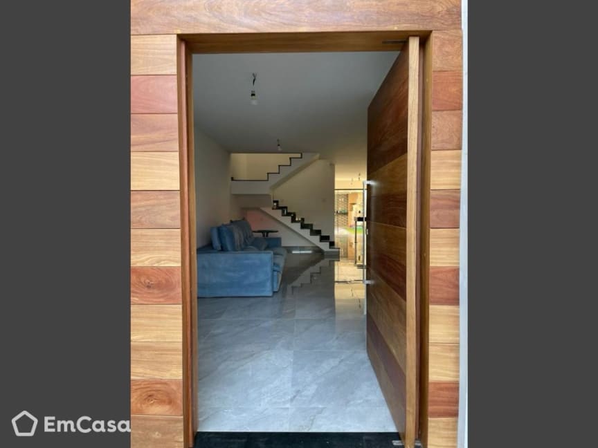 Foto 2 de Casa com 3 Quartos à venda, 200m² em Piratininga, Niterói