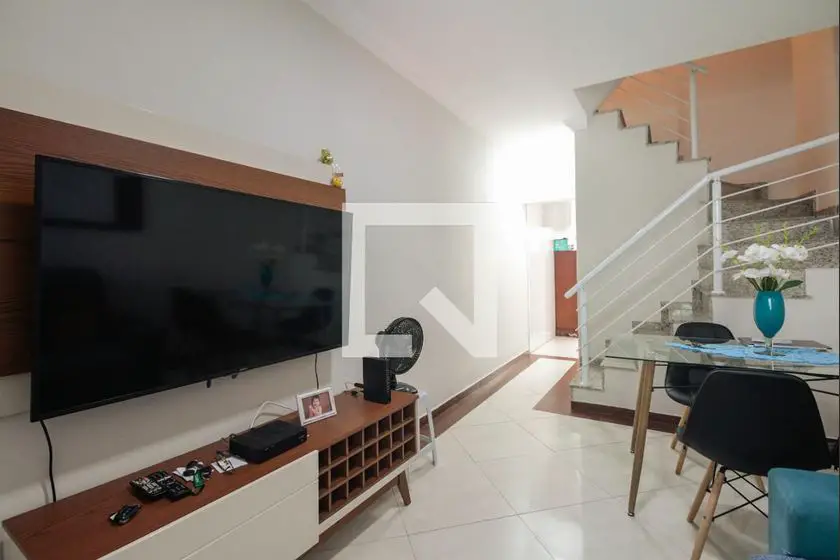 Foto 2 de Casa com 3 Quartos para alugar, 95m² em Vila Esperança, São Paulo