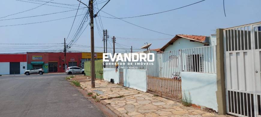 Foto 2 de Casa com 4 Quartos à venda, 280m² em Morada da Serra, Cuiabá