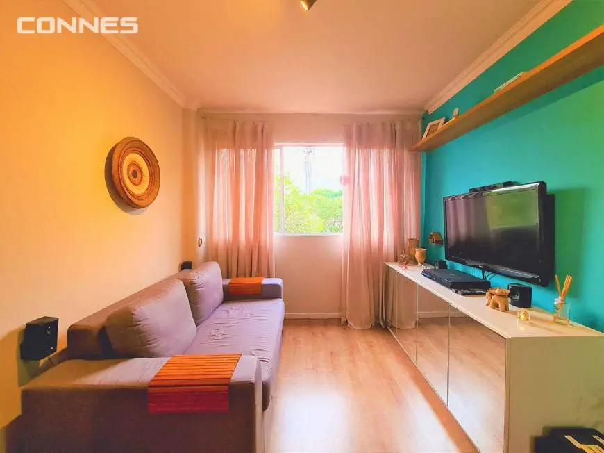 Foto 3 de Apartamento com 2 Quartos para alugar, 42m² em Água Verde, Curitiba