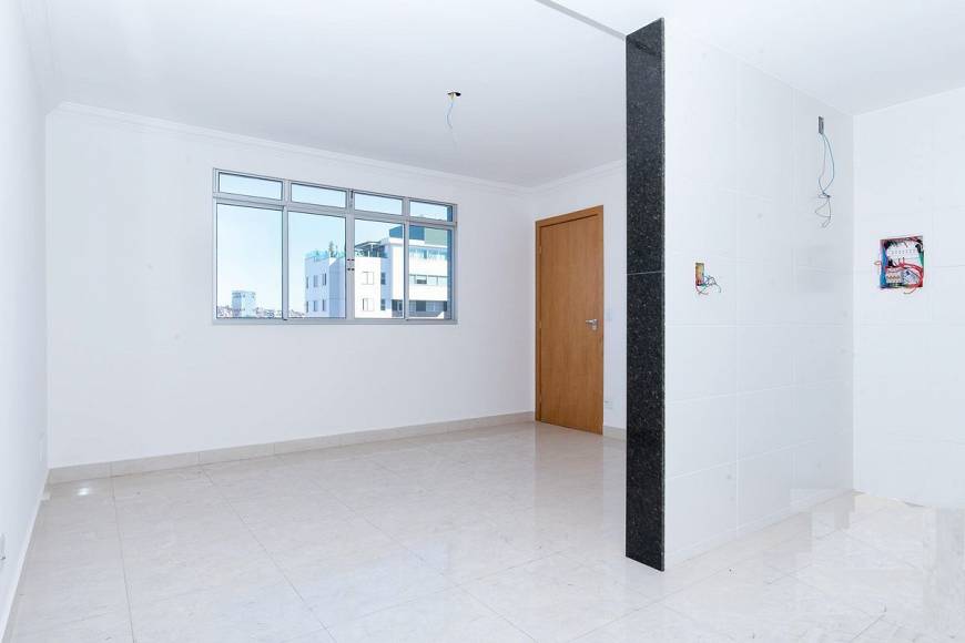 Foto 1 de Apartamento com 2 Quartos à venda, 75m² em Renascença, Belo Horizonte
