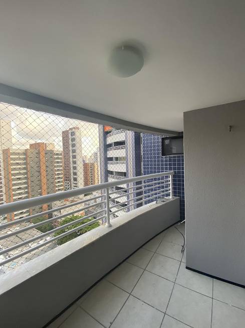 Foto 4 de Apartamento com 3 Quartos para alugar, 67m² em Meireles, Fortaleza