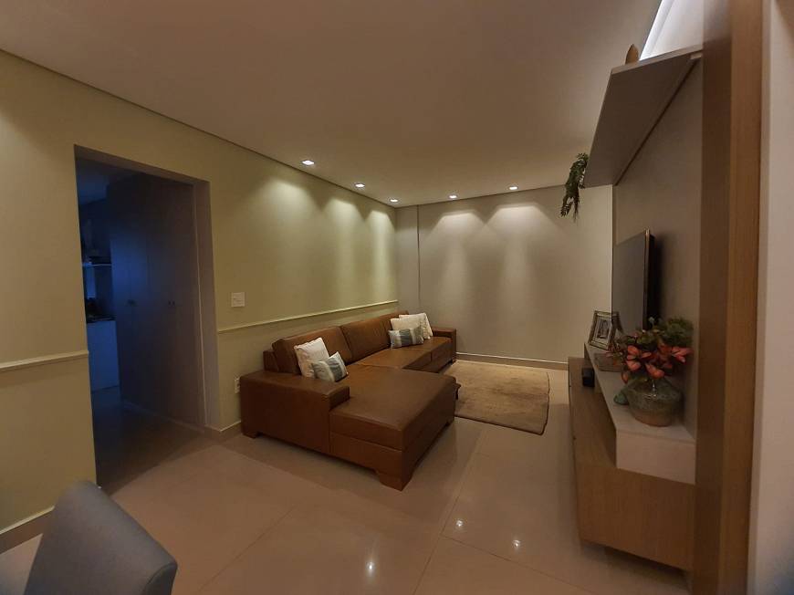 Foto 2 de Apartamento com 3 Quartos à venda, 114m² em Santa Mônica, Uberlândia