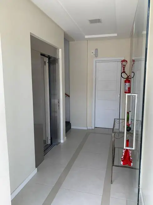 Foto 2 de Apartamento com 3 Quartos à venda, 81m² em Varzea, Itapema
