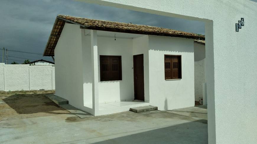 Foto 1 de Casa com 2 Quartos à venda, 200m² em Centro, Alagoinhas