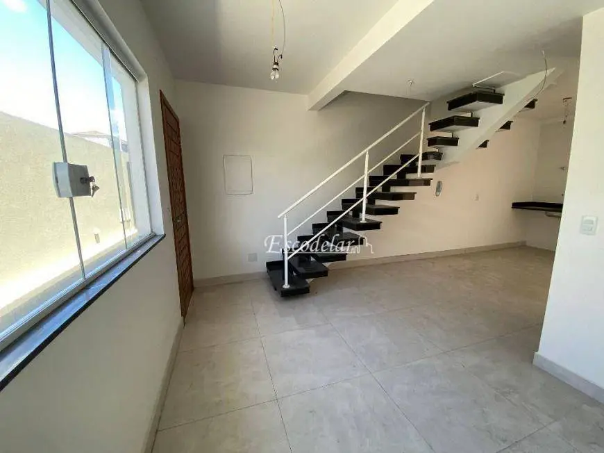 Foto 1 de Casa com 2 Quartos para alugar, 75m² em Vila Isolina Mazzei, São Paulo