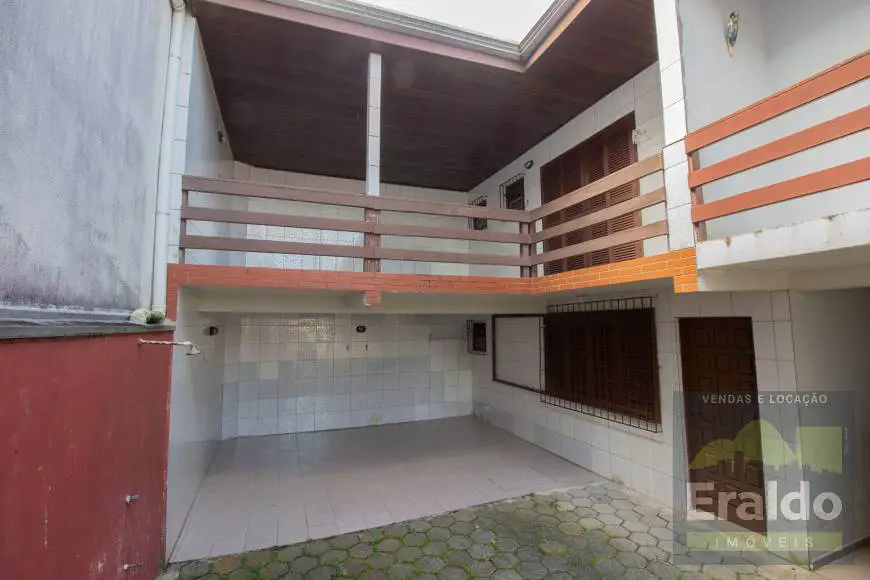 Foto 3 de Casa com 4 Quartos à venda, 160m² em Caioba, Matinhos