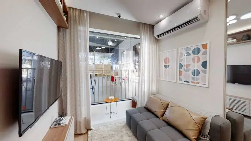 Foto 1 de Apartamento com 1 Quarto à venda, 30m² em Vila Albertina, São Paulo